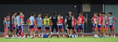 韦斯特洛中场斋藤俊辅：首入日本队很震惊，想学中村任意球