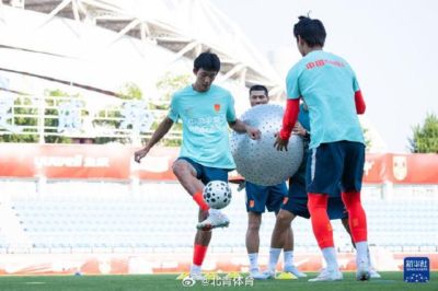 国足全员到，完整备战四场热身赛
