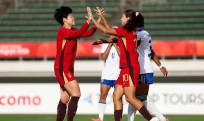 下午两点！CCTV5直播女足淘汰赛，对手1平2负仍晋级，女足四强稳了