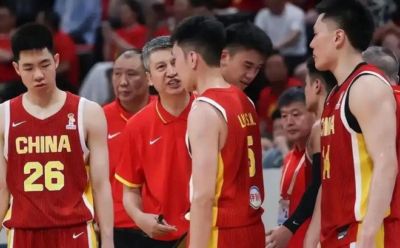 中国男篮引高层震怒，布朗发声要做北京男篮领袖，广东接触2米16欧洲内线