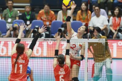 中国女排3∶0战胜日本女排，成就亚运“十冠王”