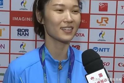 中国女排夺冠后,2个“梦洁”接受采访