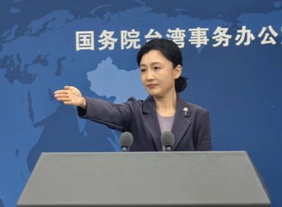岛内炸锅！十二点共识传出：解放军驻台、武器交中央、台军裁撤？
