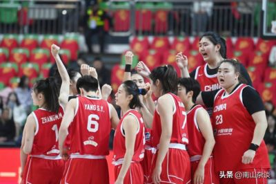 狂胜69分！中国女篮碾压印尼进八强，张子宇22+5，刘禹彤20+10！