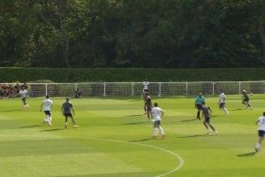 友谊赛-热刺1-0英甲队米尔顿凯恩斯 新援M费轰世界波梁民革失空门