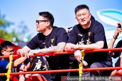 媒体人：广东连续五年大手笔投入成绩欠佳 朱芳雨/杜锋最终担责