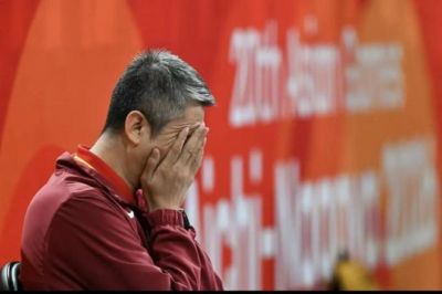 媒体人：周琦主动表态愿战亚运却落选，郭士强称其没参加夏天集训