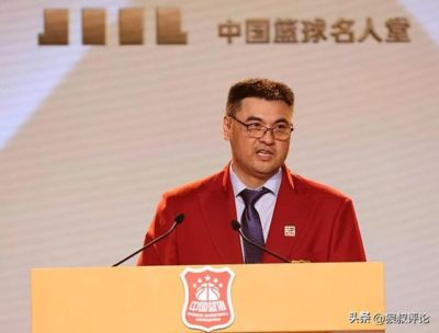 热议战神刘玉栋公开批评中国男篮软骨头，当时他为何这么生气？