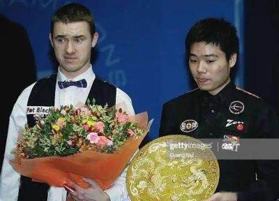 20岁前夺冠仅6人：丁俊晖颜丙涛入选斯诺克少年俱乐部