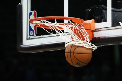 在现役NBA联盟中 你觉得谁是最被低估的球员？