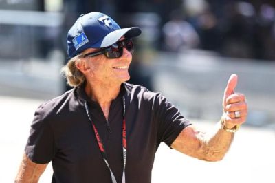 两届F1冠军菲蒂帕尔迪9月24日现身巴库，在线答读者问