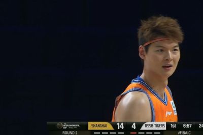 王哲林7中7憾负非洲冠军，李添荣22分，单外援爆砍37分