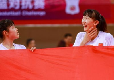：杨舒予预计本月底回归中国女篮 韩旭李月汝回归时间待定