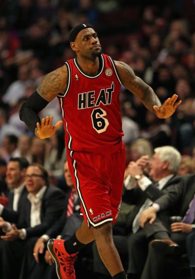美记：重磅消息源称詹姆斯去热火是必然的 预计本周末&下周公布