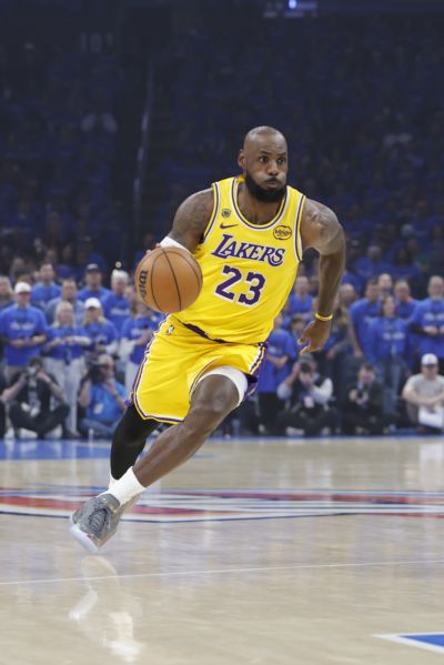 媒体人谈詹姆斯拖延决定：让每个人知道他在NBA的威望不可撼动