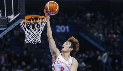 23号：西乙打满29场拿队内MVP，余嘉豪留洋一年归来，亚运半决赛暴露核心短板