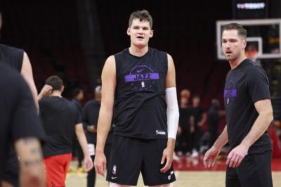 MacMahon：凯斯勒上赛季打了5场排名却升了25位 这就是湖人优势