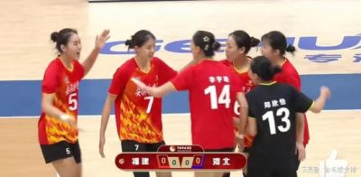 全锦赛八强正式出炉！多位00后新星爆发，女排后备力量肉眼可见
