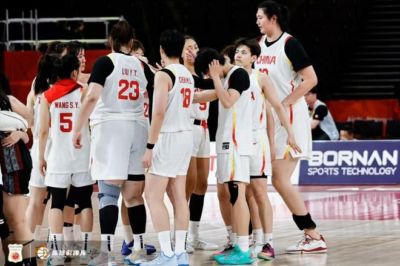 冲击亚运会16连胜！中国女篮大战蒙古女篮，张子宇刘禹彤统治内线