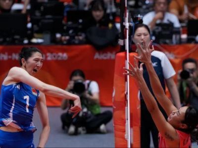 真是没想到，中国女排3-2复仇泰国后，全网狂欢，35岁解说员惠若琪竟因一番话大赚口碑，朱婷也难反驳，网友：这才是真正懂球的人！