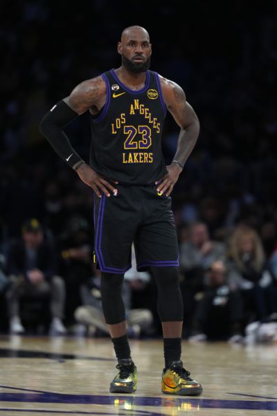 帕金斯：老詹没必要再打了来ESPN吧 我们给你的钱绝对比底薪多