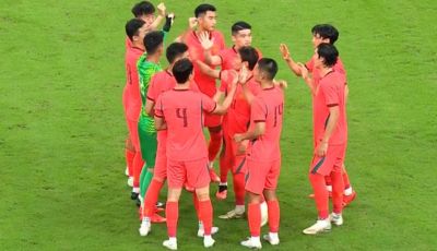 13分钟帽子戏法！中日韩一夜全胜：国足3-0鱼腩，日本3-0+韩国3-1