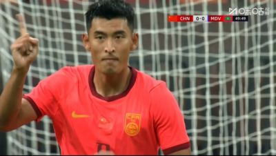 终于进了！王上源助攻王子铭单刀冷静低射，国足1-0领先马尔代夫