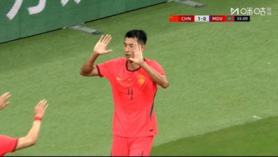 5分钟2球！王子铭甩头破门完成双响，国足2-0领先马尔代夫