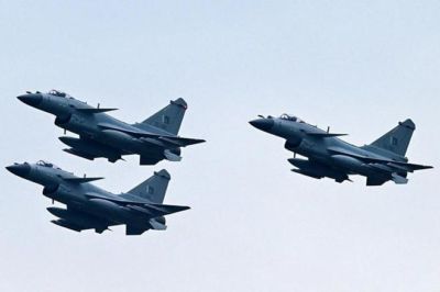 “乌兹别克斯坦引进歼-10CE”，国防部回应