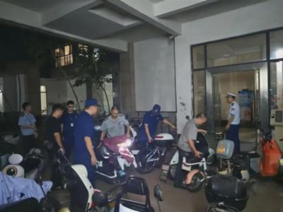 广东明确：“电鸡”违规停放、充电引发火灾，哪怕只烧到自家，也不能免罚