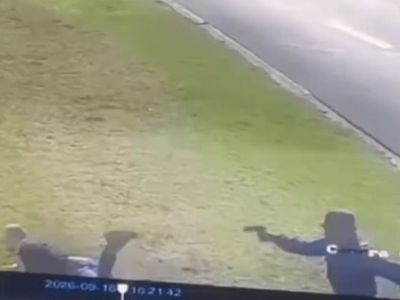 知名赛车手，路上被“怒”杀