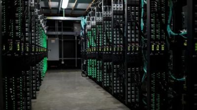 研究警示:美国AI基建投入规模空前,潜藏系统性金融风险