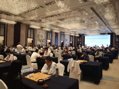 嘉兴周懒予杯首日 吴依铭周子弈马天放等两连胜