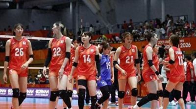 难怪日本女排会黑脸，原来主教练是她，曾是郎平助教，执教广州队