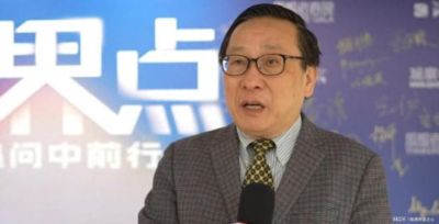专家警告：明年将爆发十倍金融危机，老百姓抛资产是自救还是踏空