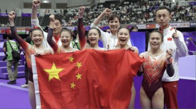 东莞16岁小将柯沁沁亚运首秀逆袭夺冠，中国体操女团实现十四连冠