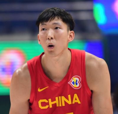 原来周琦是想参加亚运会了！打电话给郭士强想参加，却无下文了！