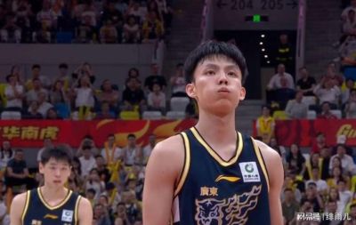 恭喜广东队！亚科夫列维奇关注2米13顶级内线，五号位的答案！