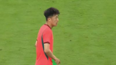 谢文能国足也踢右后卫，陈蒲传中精准，回泰山队也这么踢，后4场争取连胜