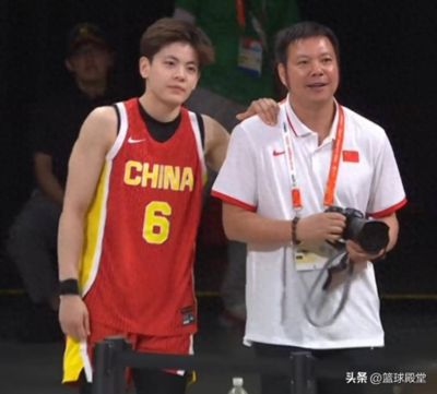 女篮晋级四强后迎利好！杨舒予崴脚并无大碍，战韩国她是关键点！