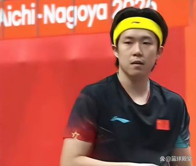 中国男乒2-3日本夺亚军！温瑞博丢2分，王楚钦第四盘输张本智和！