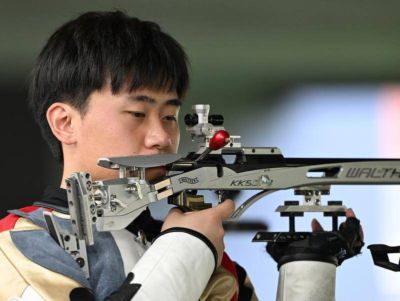 亚运男子50米步枪3姿:中国包揽金银 刘宇坤绝杀张常鸿夺冠
