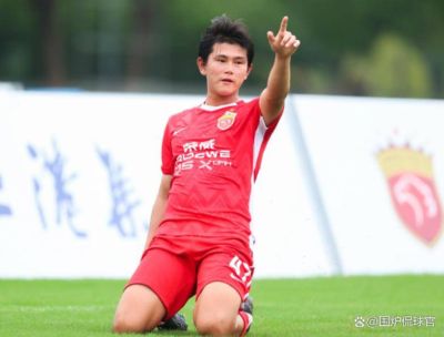 登顶却没冲甲任务!海港B队两连胜领跑,成耀东心态稳