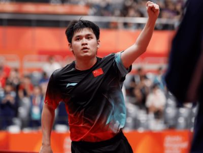亚运会：国乒男单2连胜！林诗栋首秀4-0过关，携手王楚钦晋级16强
