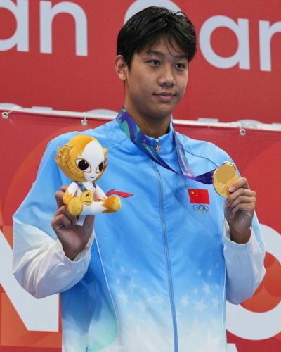 中国游泳队总结：30金创历史最佳 张展硕7金李冰洁5金于子迪惊艳