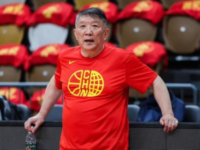 宫鲁鸣回应中国女篮三分13中0：这一场球其实不能代表全部