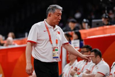 宫鲁鸣回应三分球颗粒无收：时间长了什么情况都可能遇到