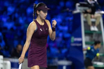 王欣瑜错失好签遭爆冷无缘新加坡八强，辛纳中网不退27日抵达北京