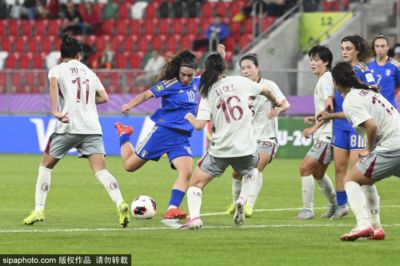 4强出炉：中国女足艰难1-0取胜，半决赛对手确定：5-1大胜，挑战艰巨