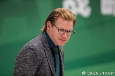 打造整套成长路径连贯一体化的门将培养体系